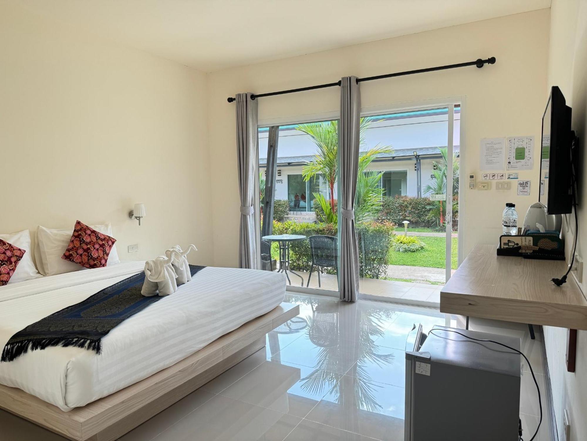 Malee Sirin Old Town Hotel Koh Lanta Exterior photo