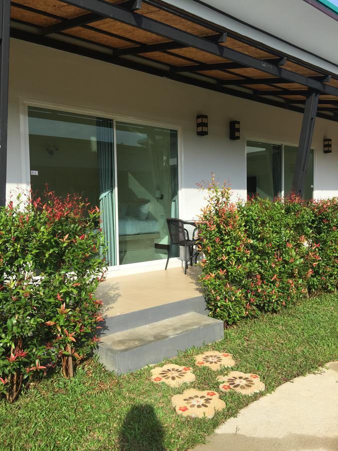 Malee Sirin Old Town Hotel Koh Lanta Exterior photo