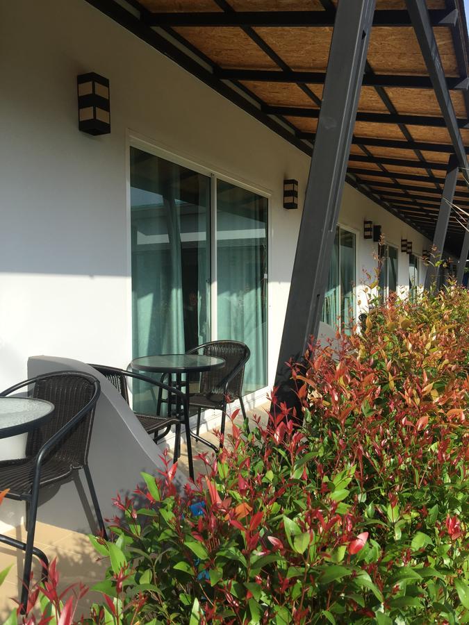 Malee Sirin Old Town Hotel Koh Lanta Exterior photo