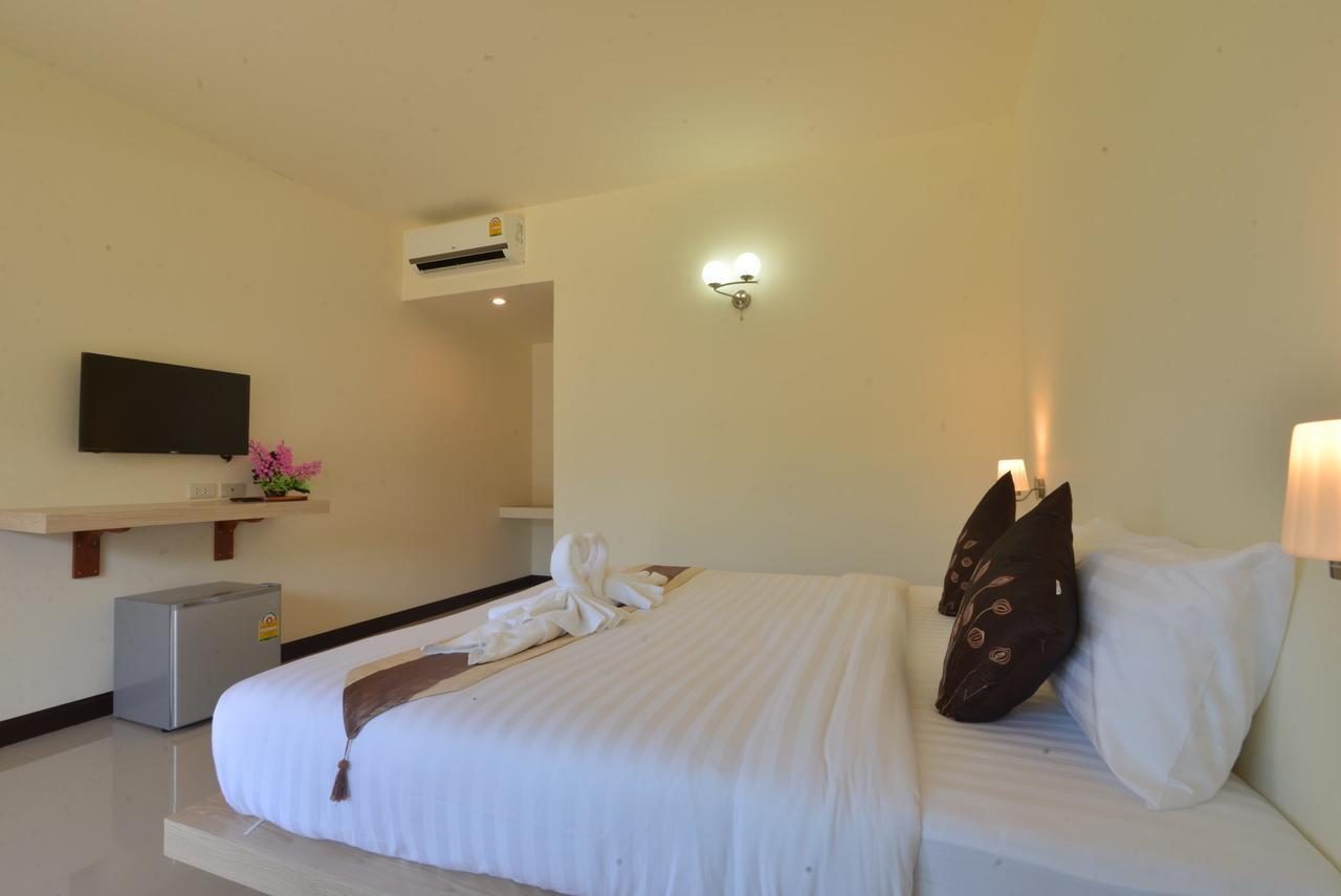 Malee Sirin Old Town Hotel Koh Lanta Exterior photo